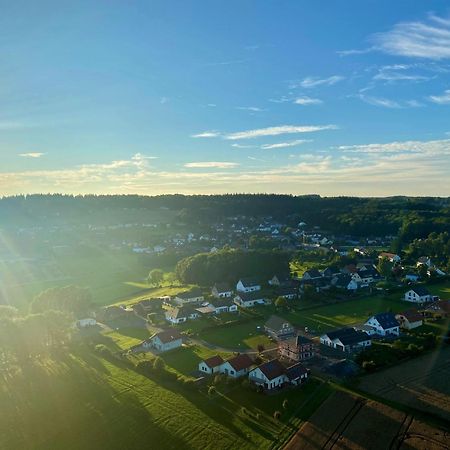 Deine-Eifel-Ferienwohnung Feusdorf Exteriör bild