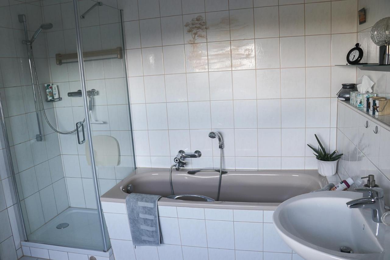 Deine-Eifel-Ferienwohnung Feusdorf Exteriör bild