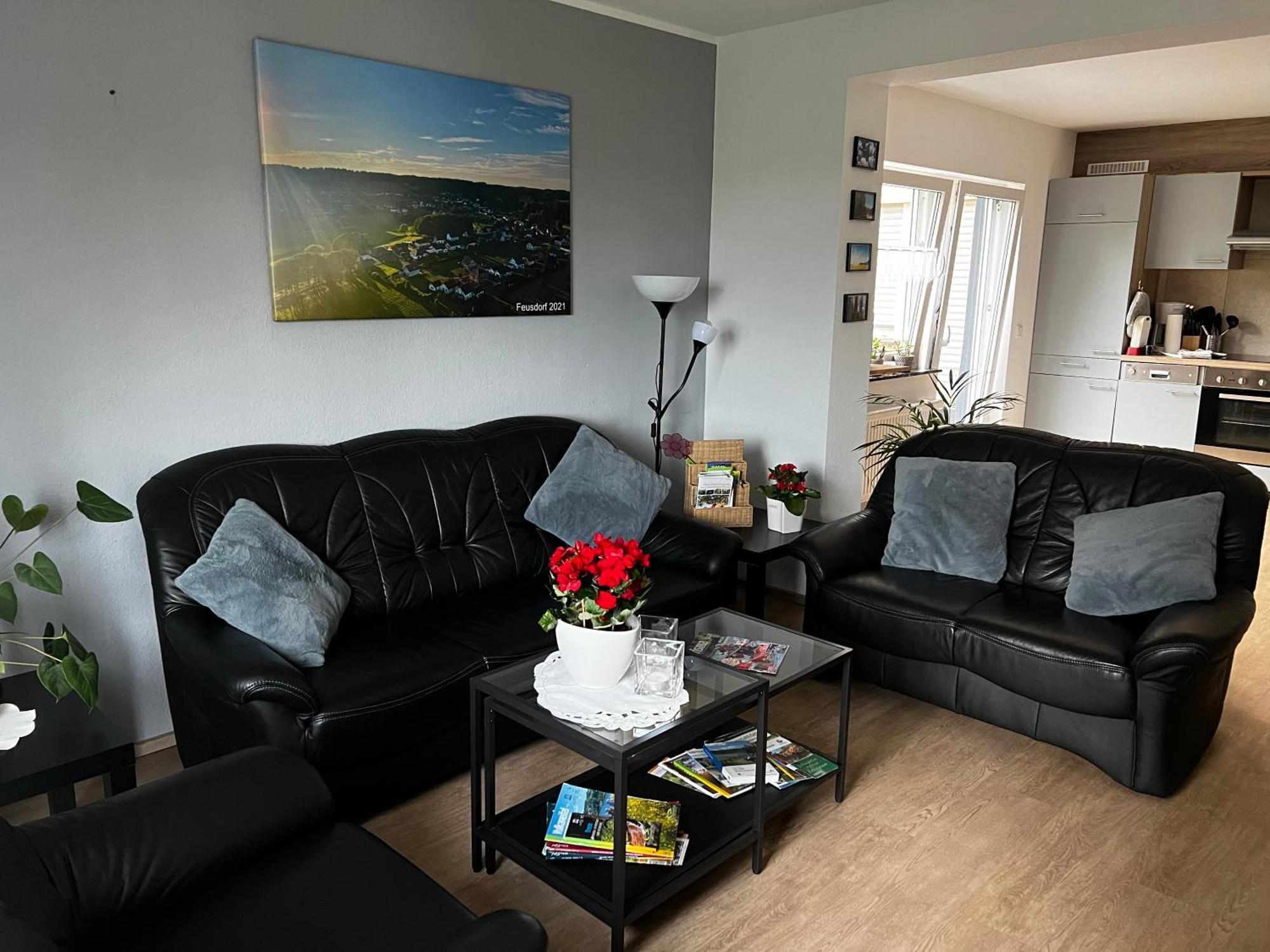 Deine-Eifel-Ferienwohnung Feusdorf Exteriör bild