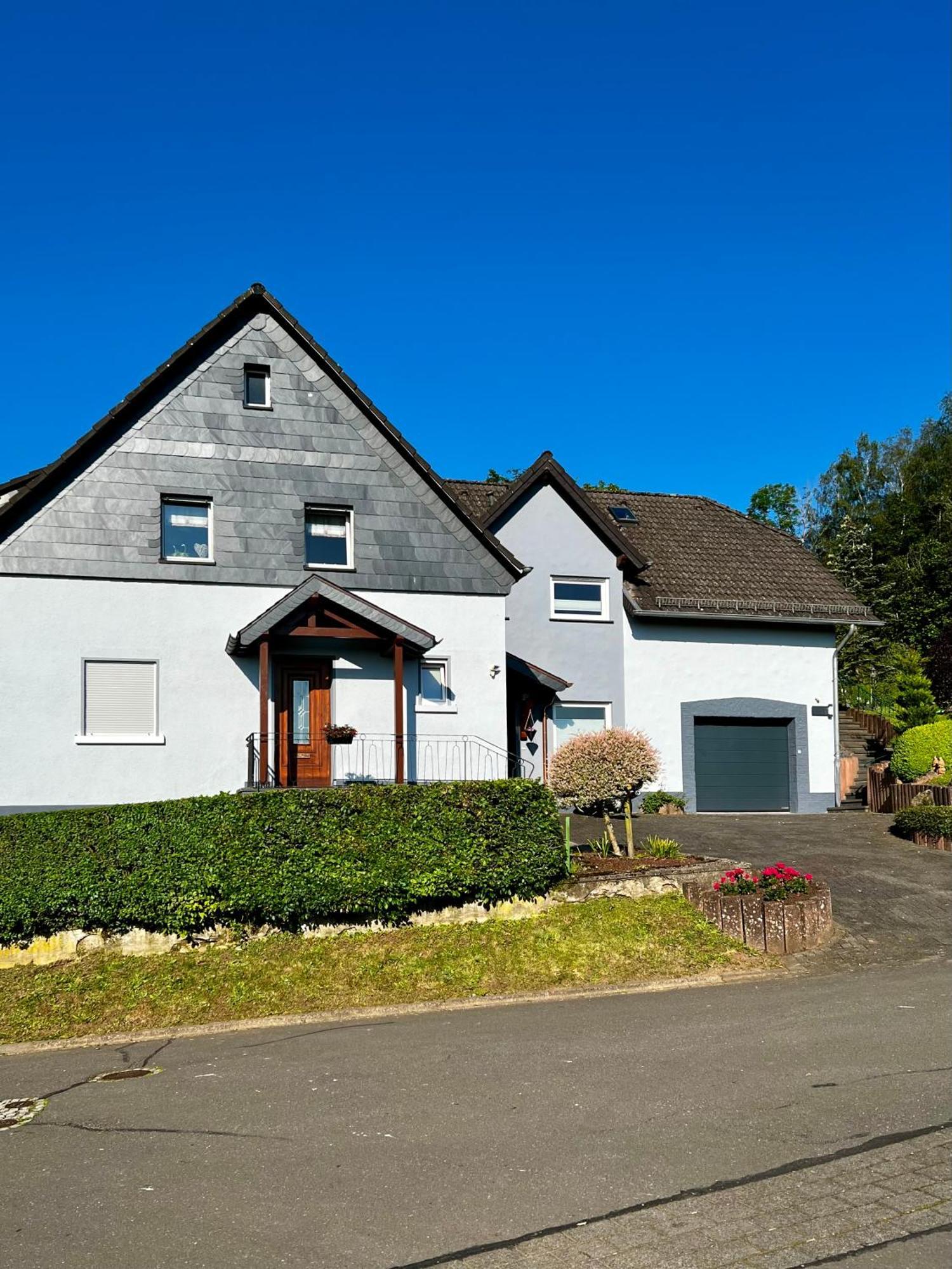 Deine-Eifel-Ferienwohnung Feusdorf Exteriör bild